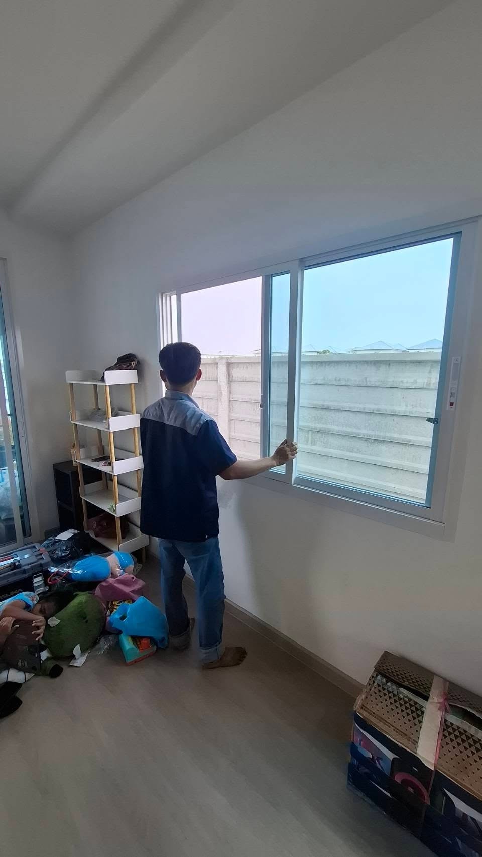รับซ่อม-เปลี่ยนมุ้งลวด